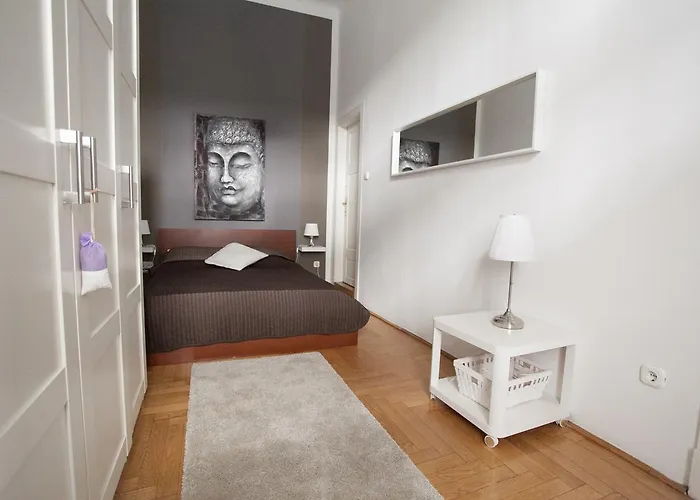 Royal Center Apartmán