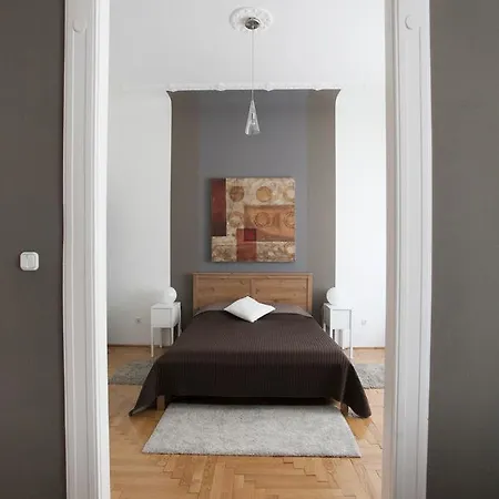 Royal Center Daire Budapeşte